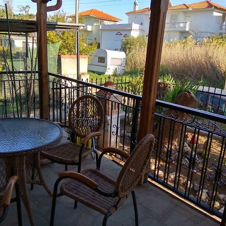 Family Seaside House In Mouries Villa Paralia Dionysiou Exterior photo